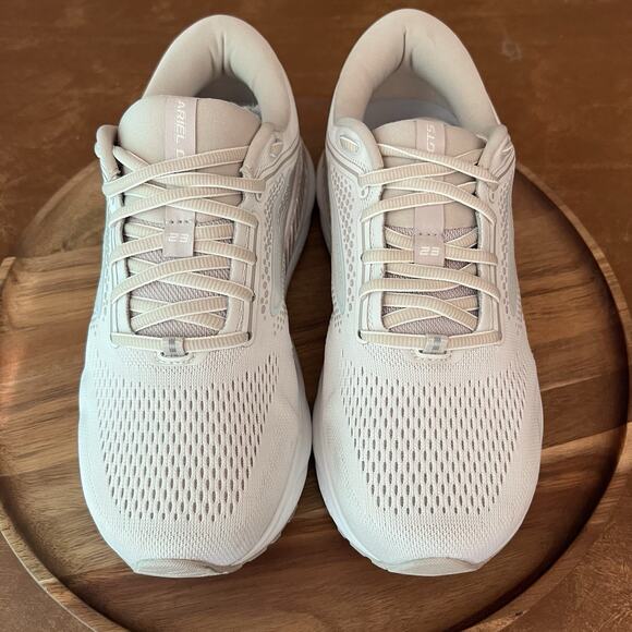 Brooks Ariel GTS 23 Supportive Cream Womens 8.5 2E Road Running Shoes Sneakers - Picture 10 of 16